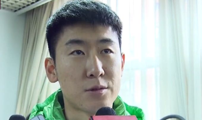 21 作为率先有效控制国内疫情的国家之一，作为全球经济重要的稳定器和动力源，中国召开的这次两会将释放保持定力、开放合作的鲜明信号，彰显携手前行、共克时艰的中国担当，为世界注入强大信心和力量。